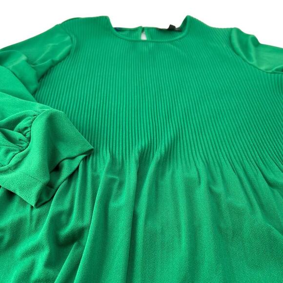Adriana Papell Pleated Georgette Crepe Blouse Kelly Green Keyhole Blouse Small - Picture 4 of 12